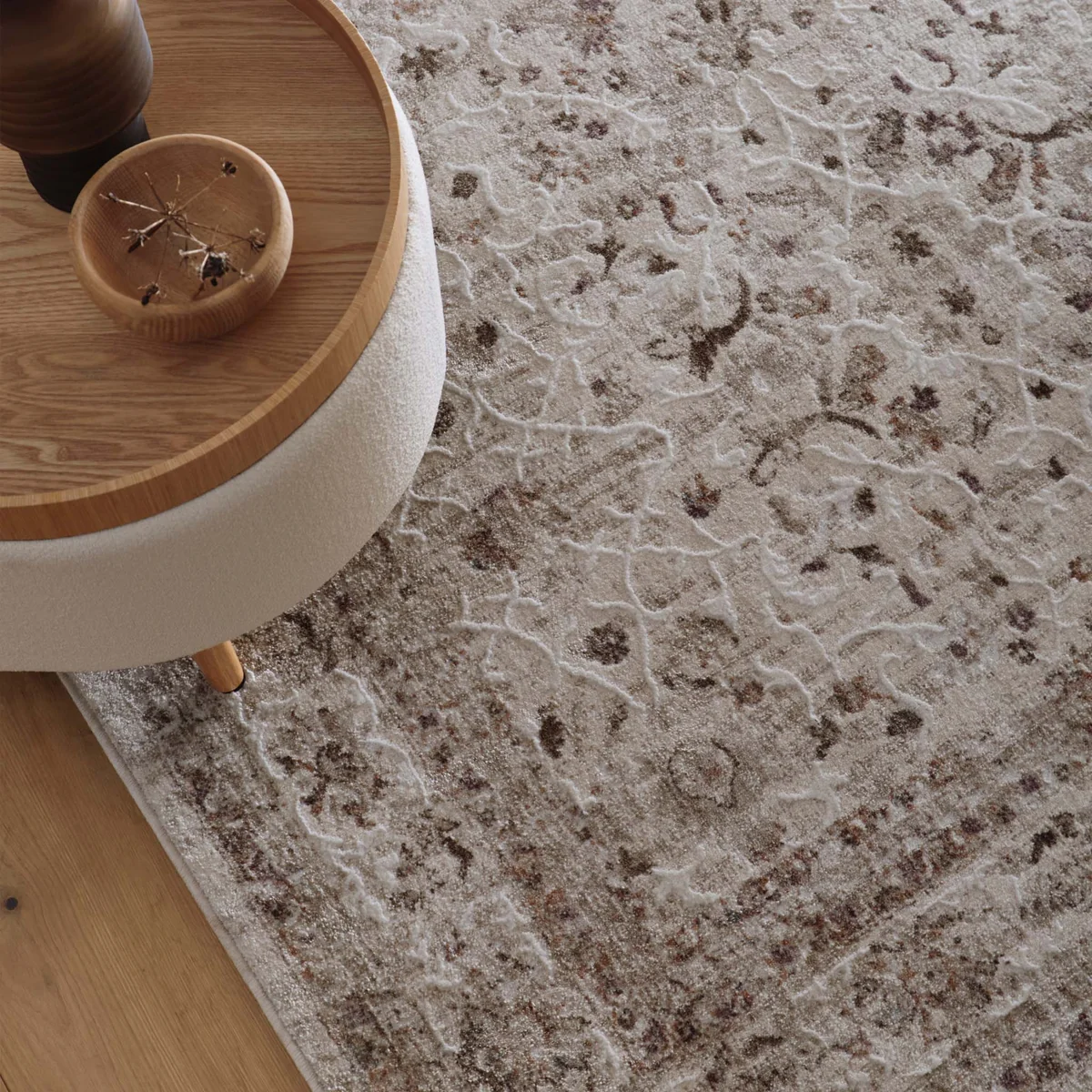 Opulent Aurelia Cream Rug 4 Opulent Aurelia Cream Rug Traditional UK Mainland Free Shipping