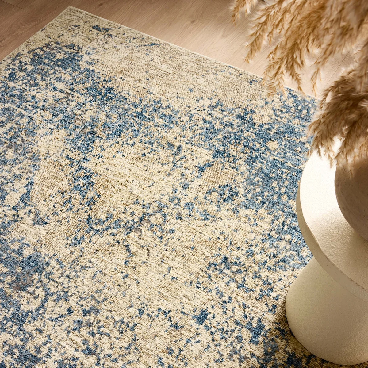 Oren Blue/Cream 3 Oren Blue/Cream Contemporary Rugs UK Mainland Free Shipping